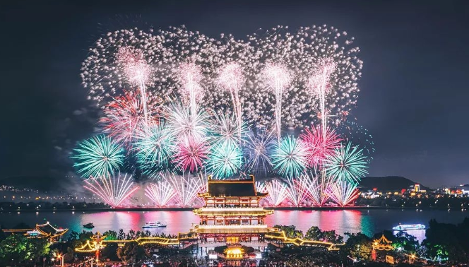 每年一度的长沙橘子洲烟花庆典活动照片