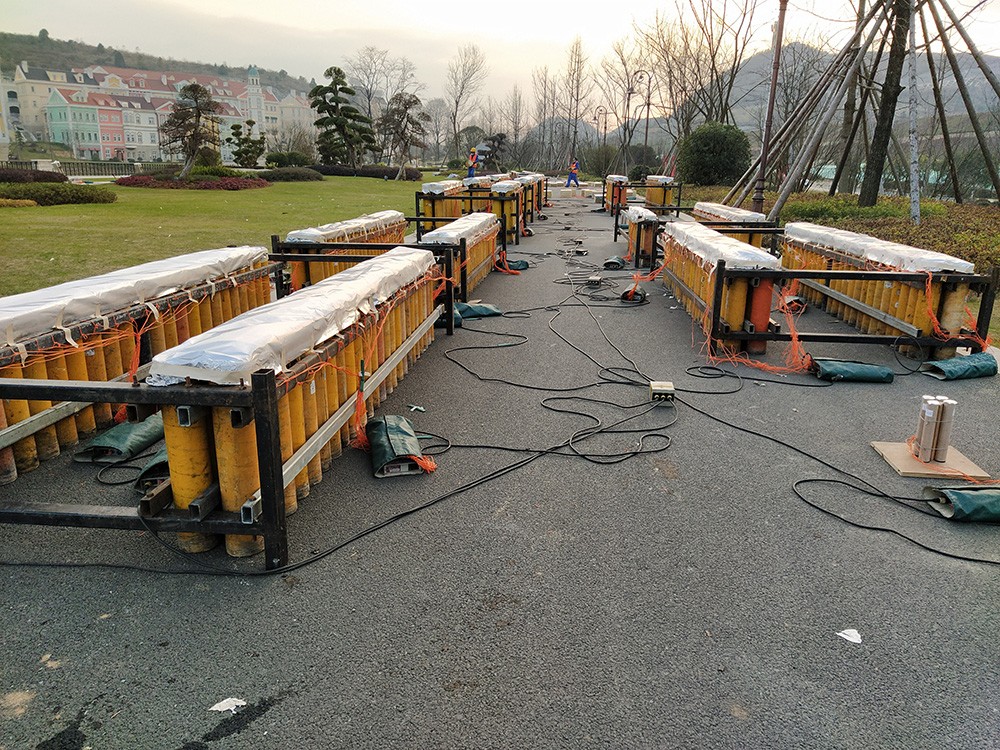 贵阳华为园区烟花燃放现场